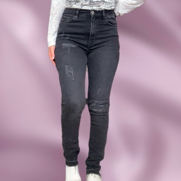 Black H&M Distressed Shaping Skinny Jeans - Picture 2 of 4